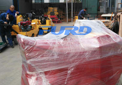 福瑞得機(jī)械座駕壓路機(jī)、手扶壓路機(jī)、灌縫機(jī)及時(shí)包裝發(fā)貨